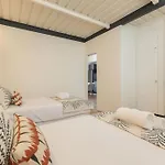 Pasaje Mallol Duplex By Valcambre