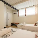 Pasaje Mallol Duplex By Valcambre *