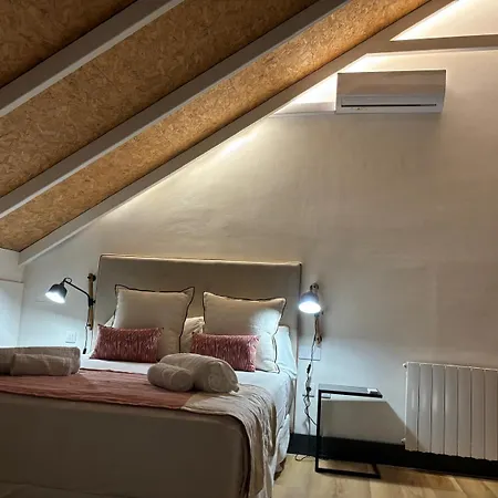 Pasaje Mallol Duplex By Valcambre *
