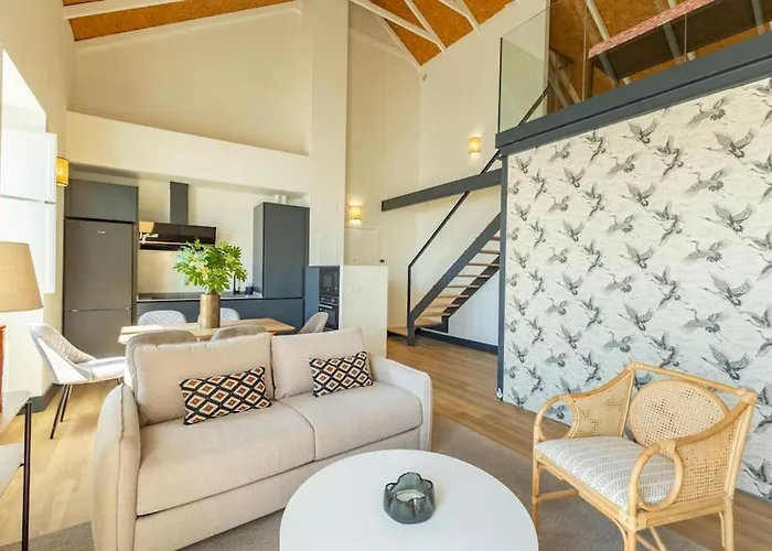 Pasaje Mallol Duplex By Valcambre *