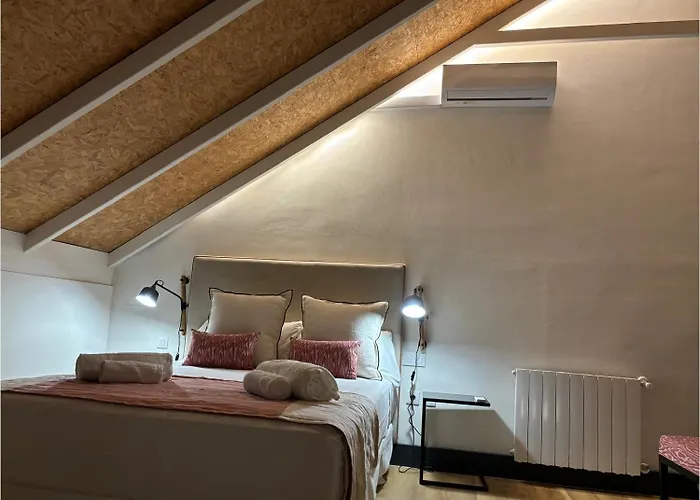 Pasaje Mallol Duplex By Valcambre *